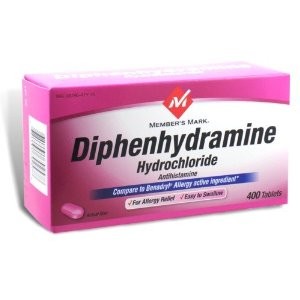 Diphenhydramine là thuốc gì? Công dụng, liều dùng